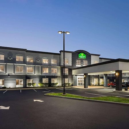 מלון מאונט לאורל La Quinta By Wyndham Mt. Laurel - Philadelphia מראה חיצוני תמונה