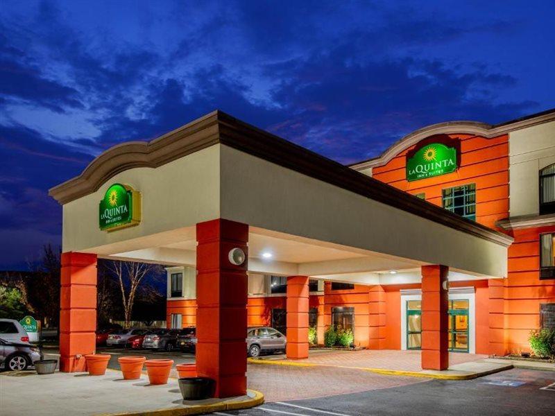 מלון מאונט לאורל La Quinta By Wyndham Mt. Laurel - Philadelphia מראה חיצוני תמונה