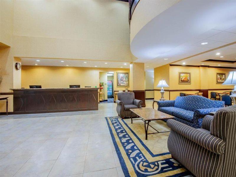 מלון מאונט לאורל La Quinta By Wyndham Mt. Laurel - Philadelphia מראה חיצוני תמונה