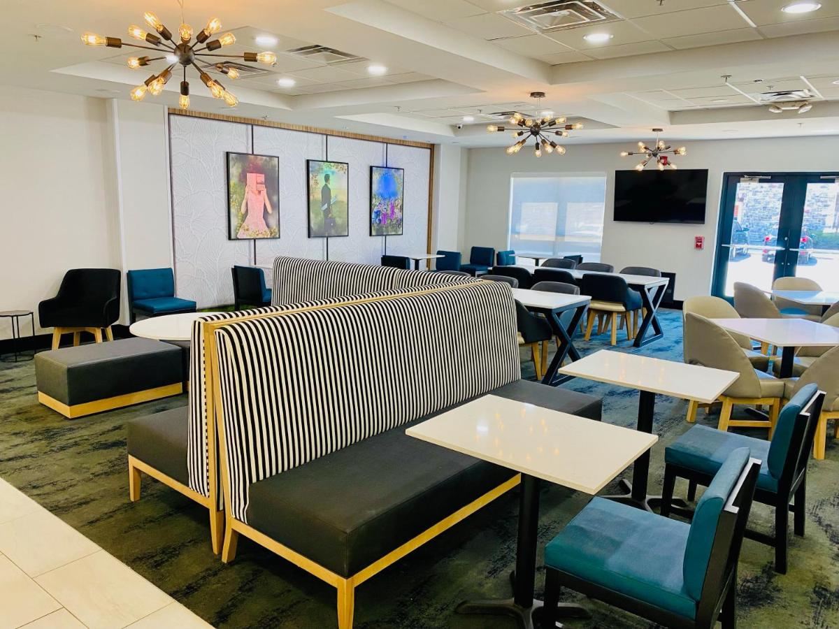 מלון מאונט לאורל La Quinta By Wyndham Mt. Laurel - Philadelphia מראה חיצוני תמונה