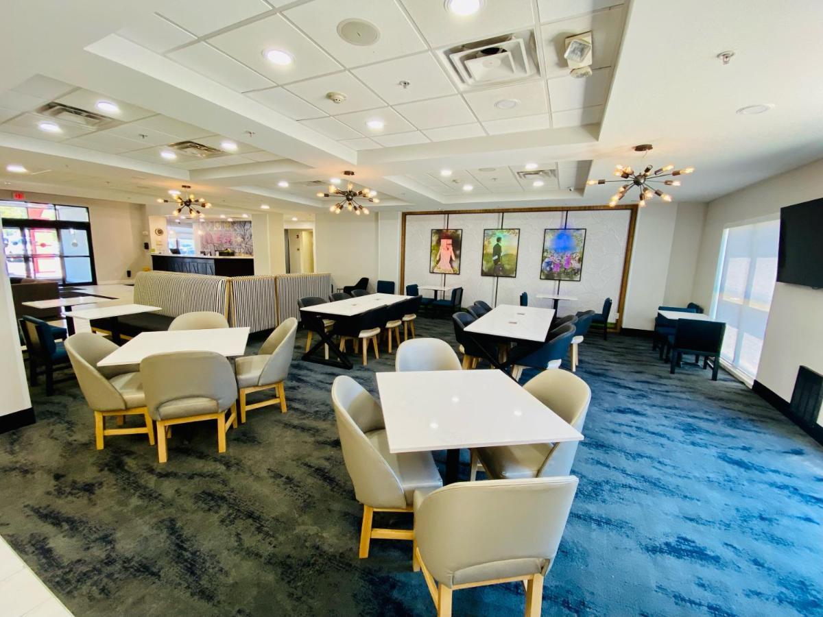 מלון מאונט לאורל La Quinta By Wyndham Mt. Laurel - Philadelphia מראה חיצוני תמונה