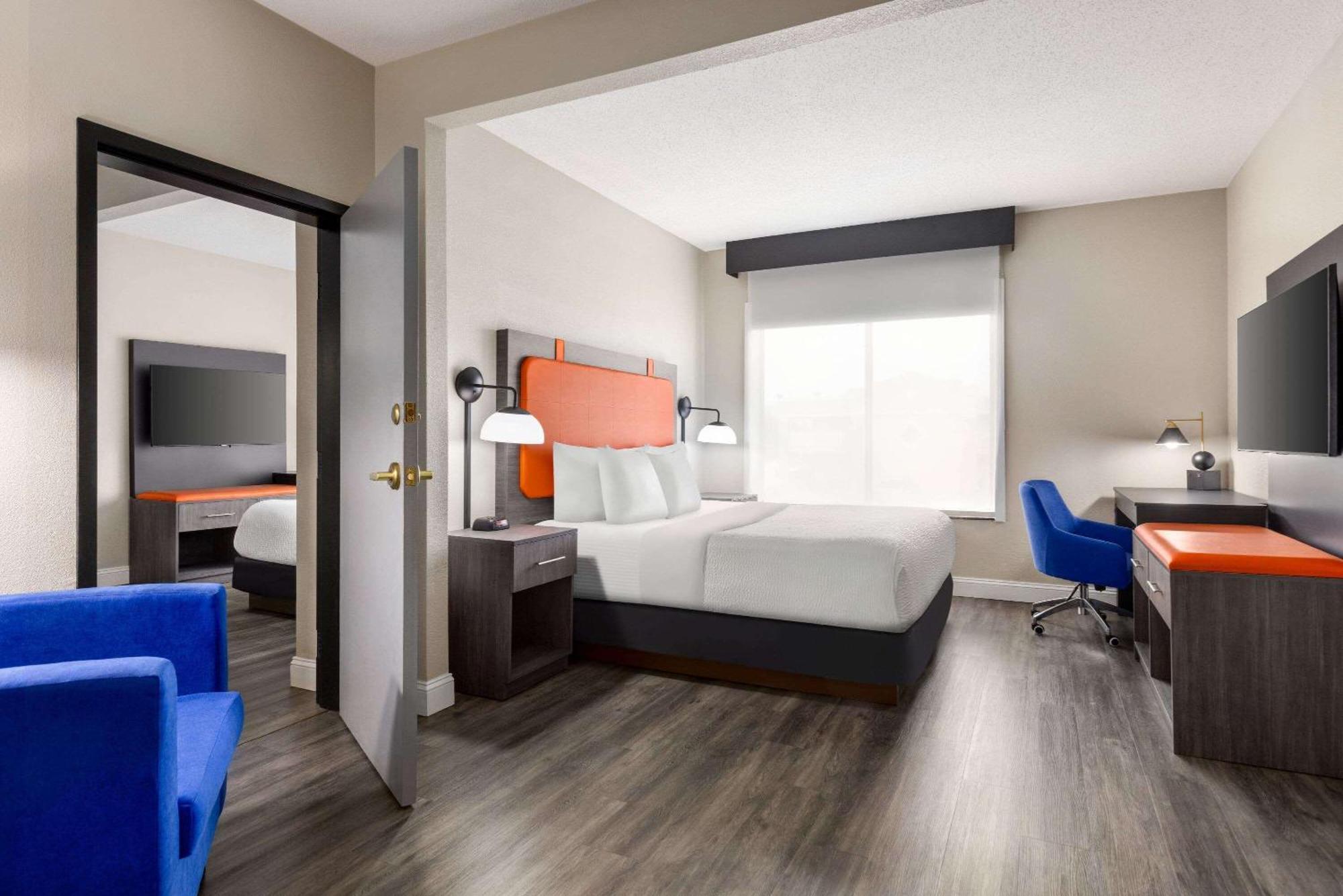 מלון מאונט לאורל La Quinta By Wyndham Mt. Laurel - Philadelphia מראה חיצוני תמונה