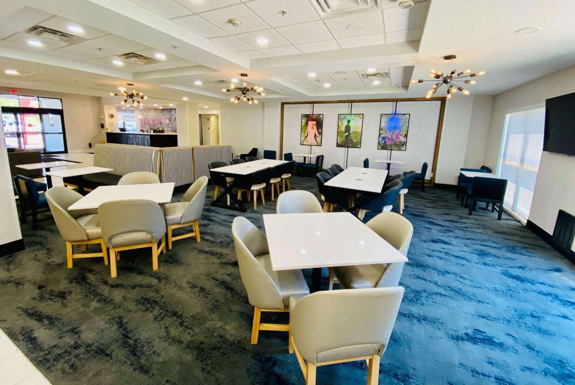 מלון מאונט לאורל La Quinta By Wyndham Mt. Laurel - Philadelphia מראה חיצוני תמונה